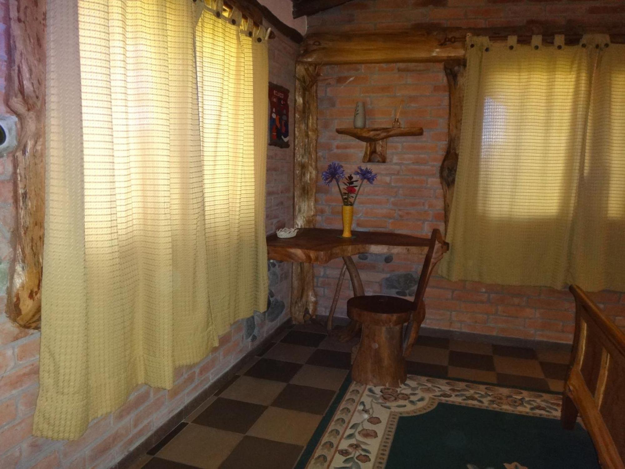 Zaysant Ecolodge Puembo Стая снимка